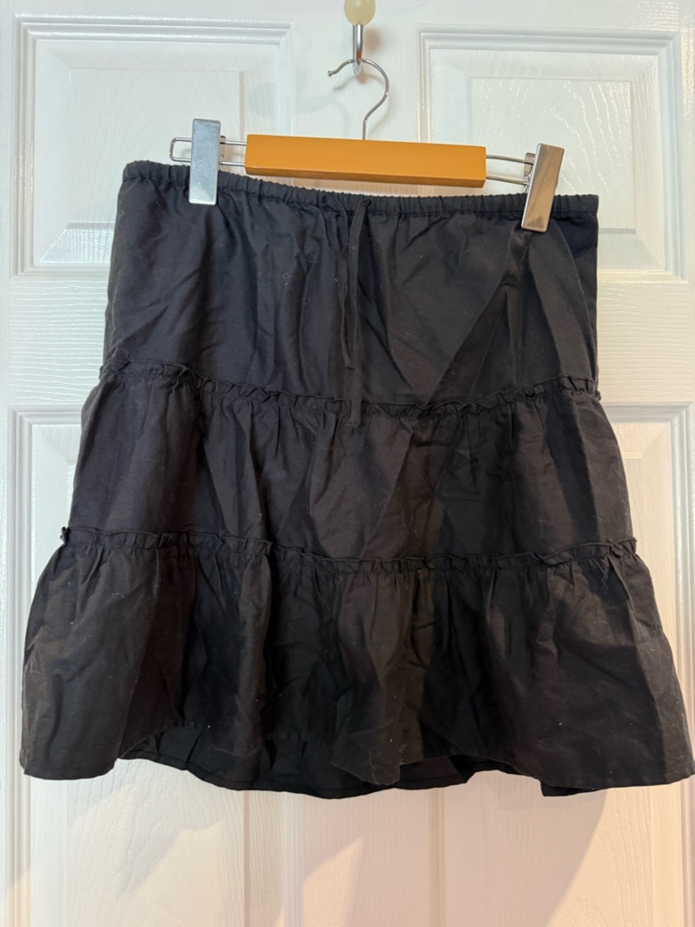 Aritzia Black Tiered Skirt with Elastic Waist